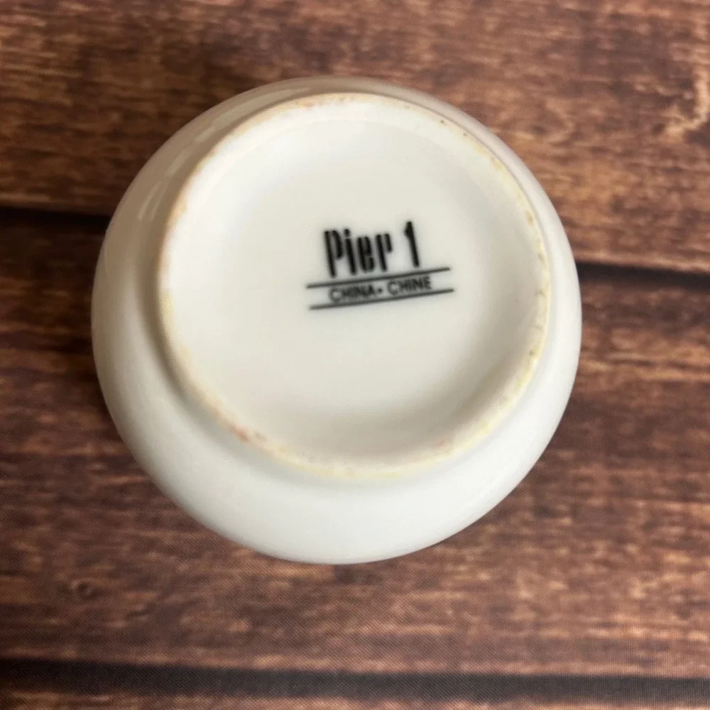 Pier 1 White Ceramic Japanese Sake Cups Tea Bowls Set of 6 Minimalist